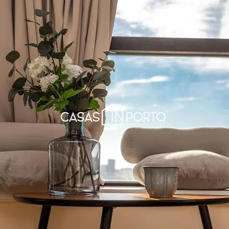 In - View Porto